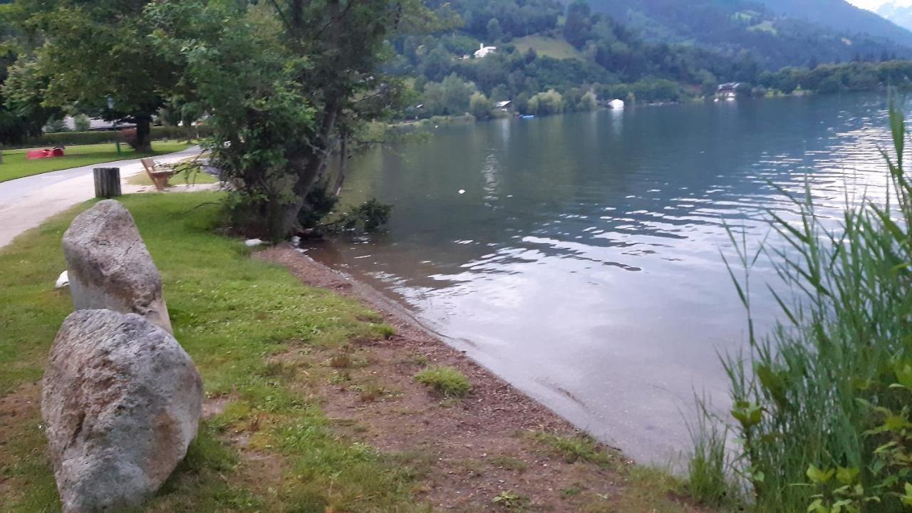 Wildente Am See Maishofen Esterno foto